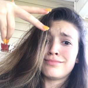 Meet your Posher, Emma